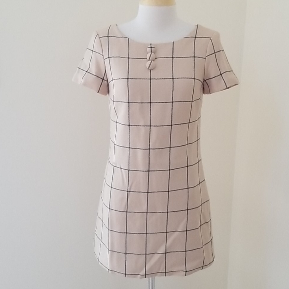 Julie Haus SZ 4, beige short sleeved wool  dress